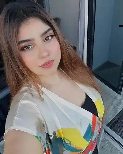 Kushmundi Escort